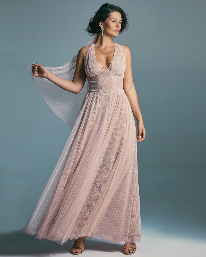 Suknia ślubna w kolorze różu o brzoskwiniowym odcieniu Venezia 5 header Venezia wedding dresses collection