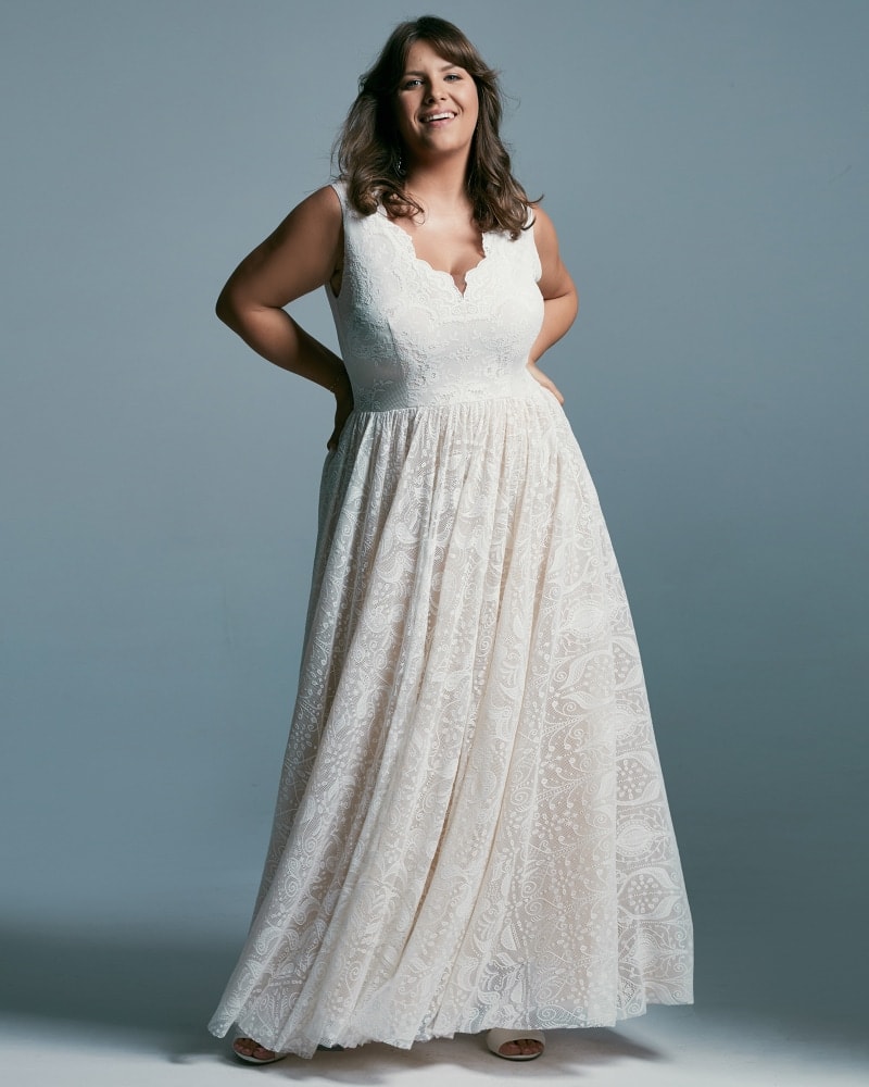 suknia ślubna plus size o najmodniejszym kroju Porto 45 2 Plus size wedding dresses
