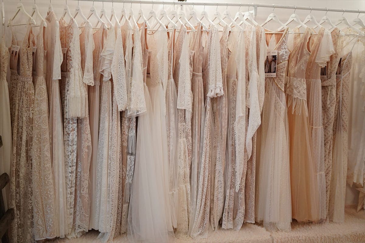 salon sukien ślubnych suknieboho tiny SuknieBoho Dress Boutique