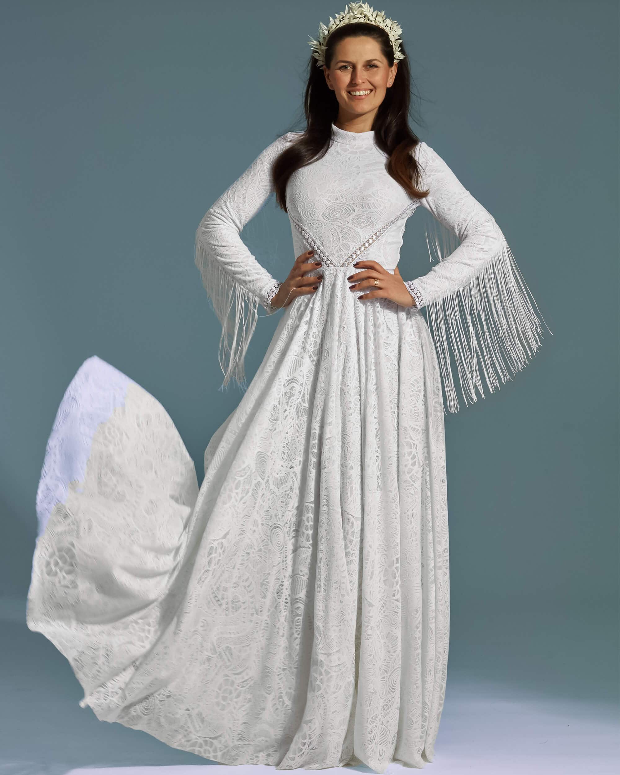 Konserwatywna suknia ślubna Santorini 21